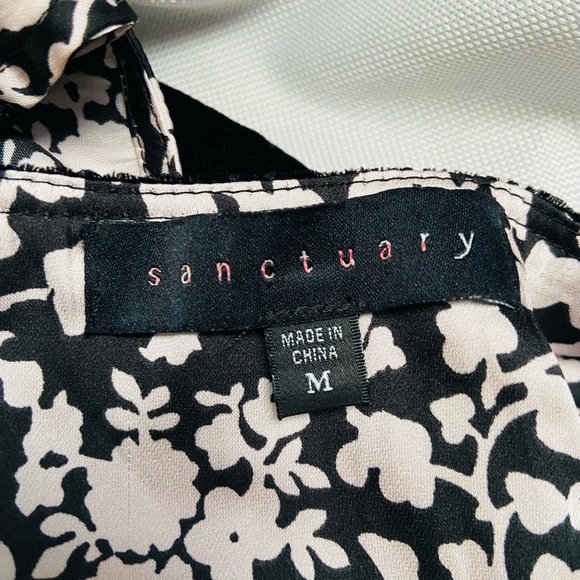 SANCTUARY Racerback tank top - Picture 9 of 9